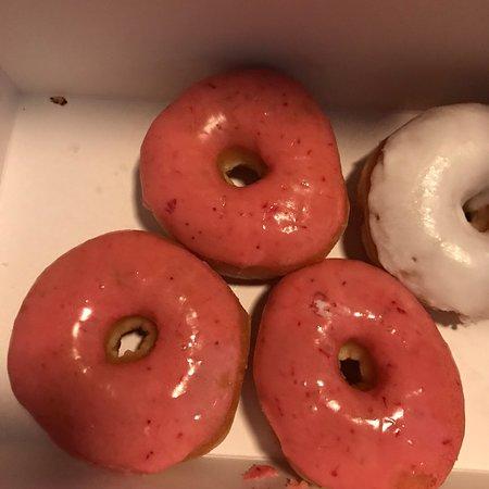 Baker's Dozen Donuts